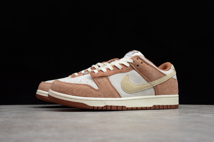 nike dunk low prm ‘medium curry’ dd1390-100
