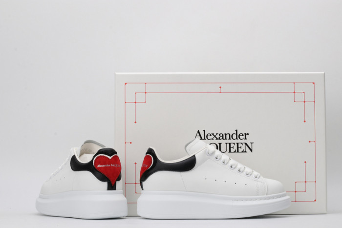 alex mcqu sneakers