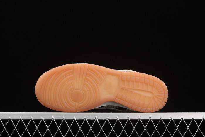 nike dunk low rooted in peace dj4671-294