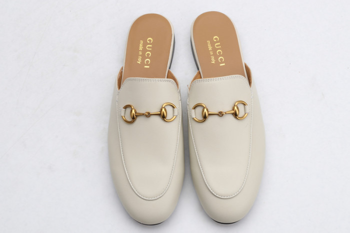 guc loafer