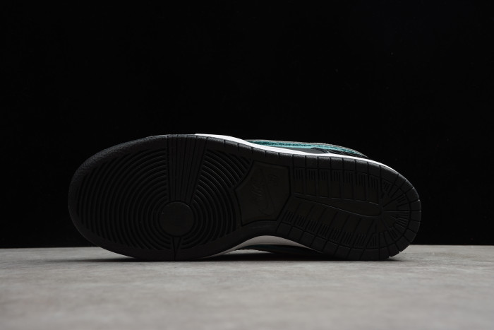 nike sb dunk low Di*m*nd s*pply co black Di*m*nd bv1310-001