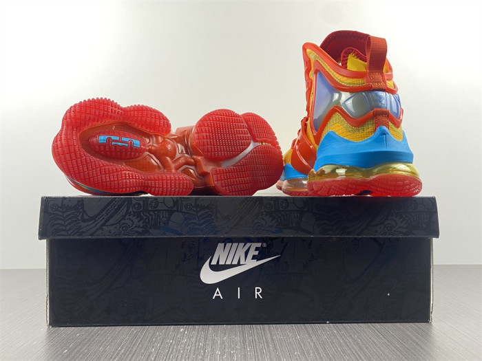 nike lebron 19 tune squad dc9342-800