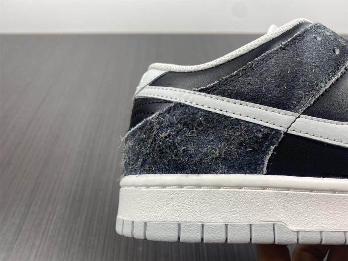 nike dunk low “zebra” dh7913-001