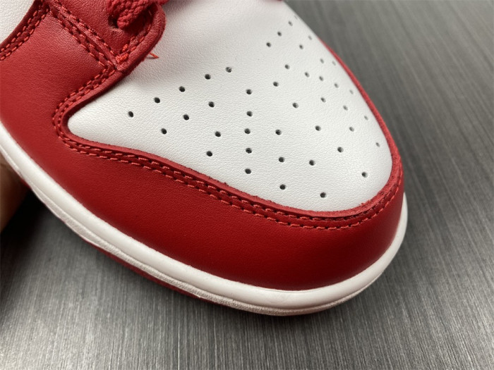nike dunk low sp “university red” cu1727-100