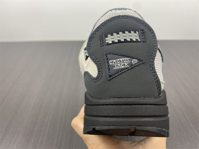 travis scott x nike air max 1 do9392-001