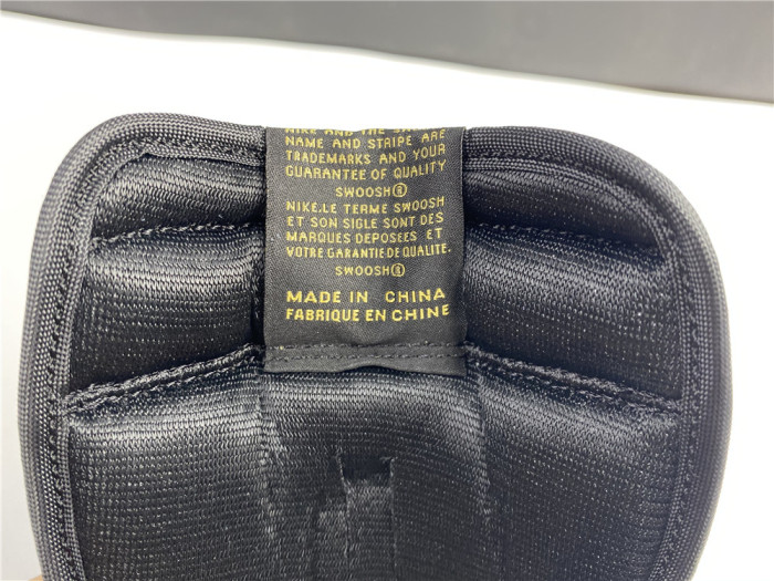 jordan 1 retro high black metallic gold (2020) 555088-032