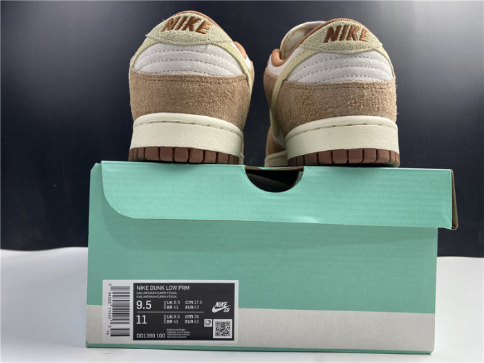 nike dunk low prm ‘medium curry’ dd1390-100