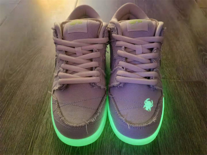 nike sb dunk low “mummy” dm0774-111