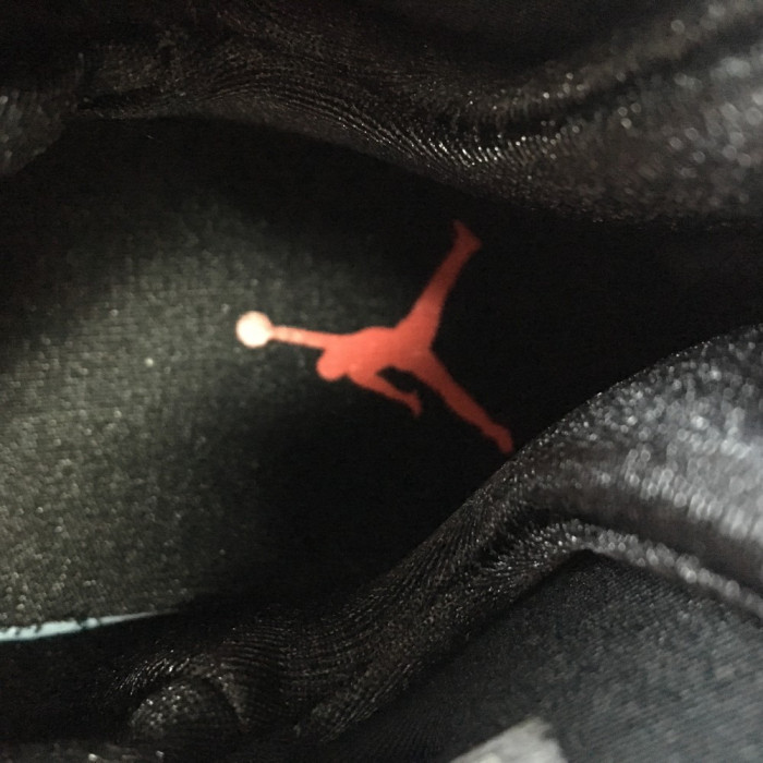 AIR JORDAN 8 RETRO “REFLECTIVE BUGS BUNNY" 3D CI4073-001