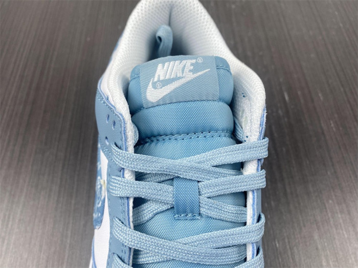 nike dunk low essential paisley pack worn blue dh4401-101