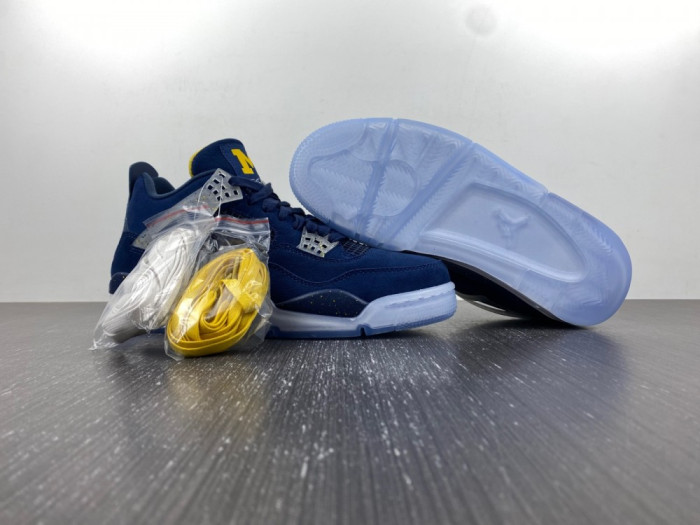 jordan 4 retro michigan aj4 1036660