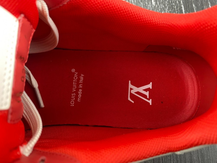 2023 l**is V*t*n lv trainer 25289