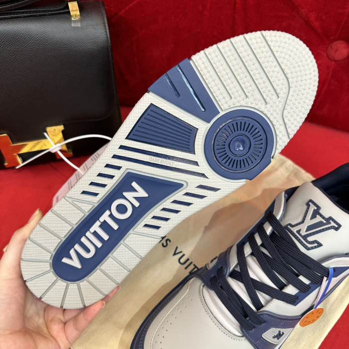 2023l**is V*t*n lv trainer # 54 2529