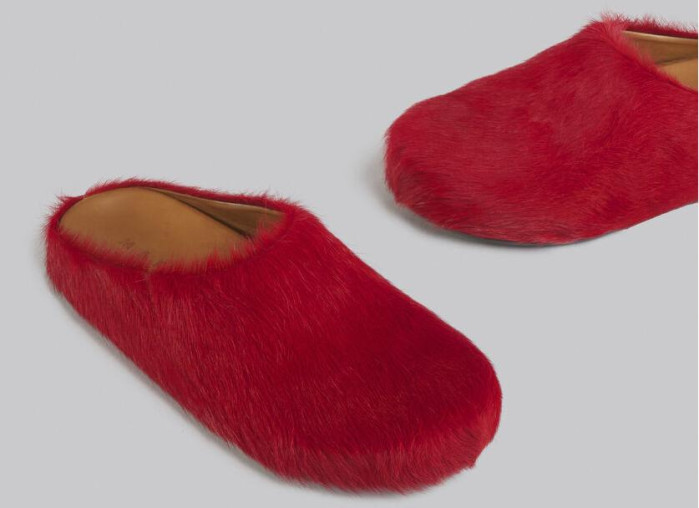 MARNI FUCHSIA LONG HAIR-FUSSBET SABOT SLIPPERS 2412205
