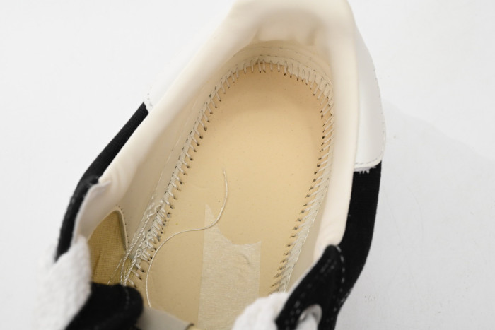 MIHARA YASUHIRO BLACK AND WHITE MY2