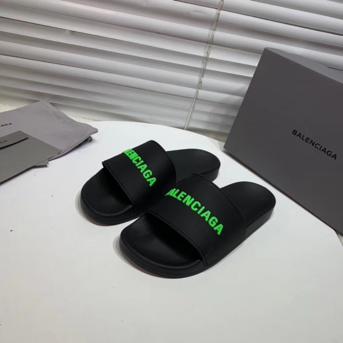 BL SLIPPERS 565826W1S811030