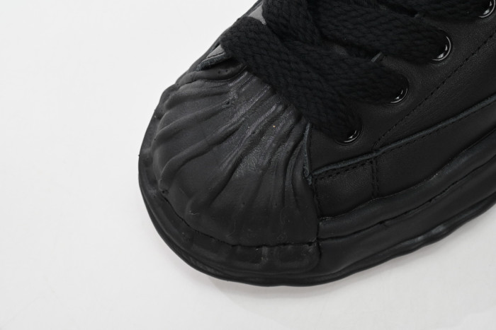 MIHARA YASUHIRO ALL BLACK GOLDE MY5