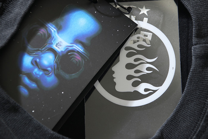 H*lst*r studios black t-shirt